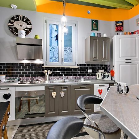 Rome As You Feel - Design Apartment At Colosseum エクステリア 写真