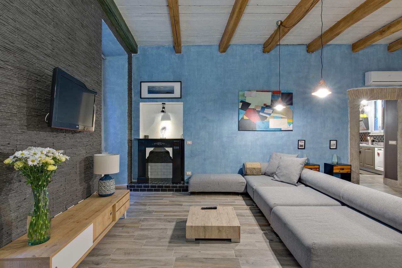 Rome As You Feel - Design Apartment At Colosseum エクステリア 写真