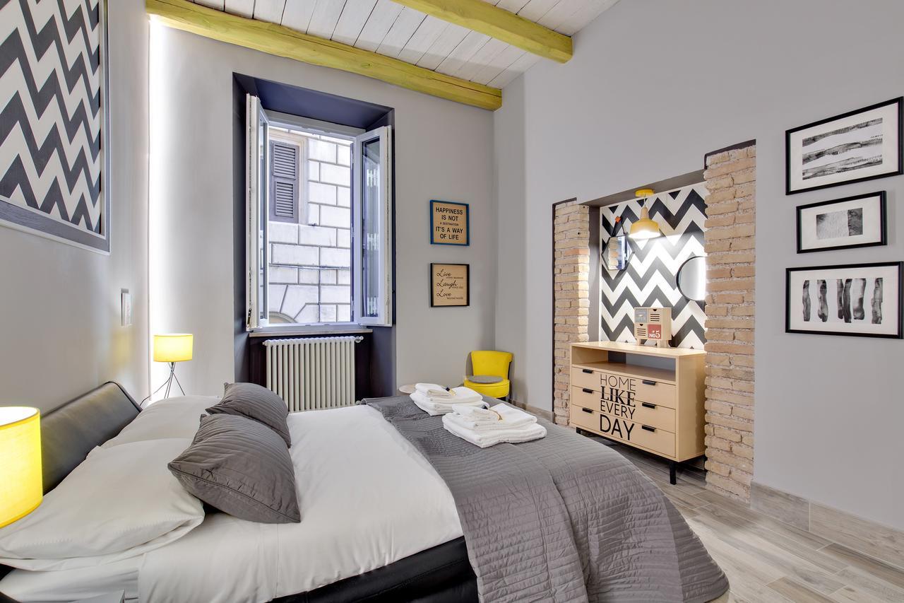 Rome As You Feel - Design Apartment At Colosseum エクステリア 写真