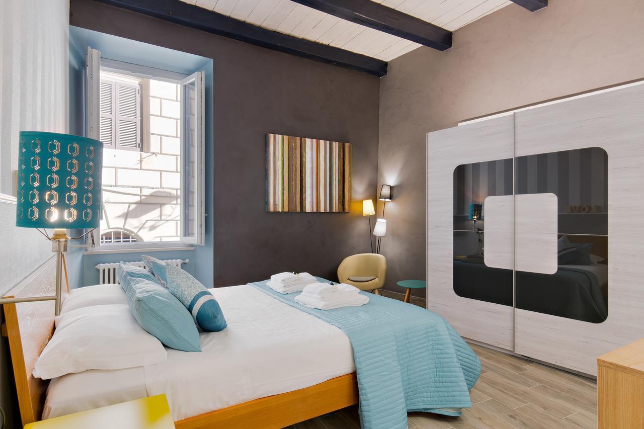 Rome As You Feel - Design Apartment At Colosseum エクステリア 写真